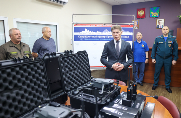 Новые коптеры и рации получили приморские спасатели